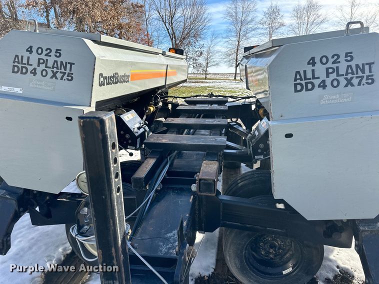 image for item NL9278 CrustBuster 4025 DD40x7.5  grain drill