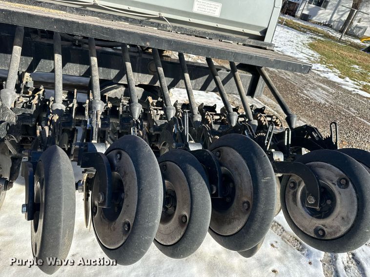 image for item NL9278 CrustBuster 4025 DD40x7.5  grain drill