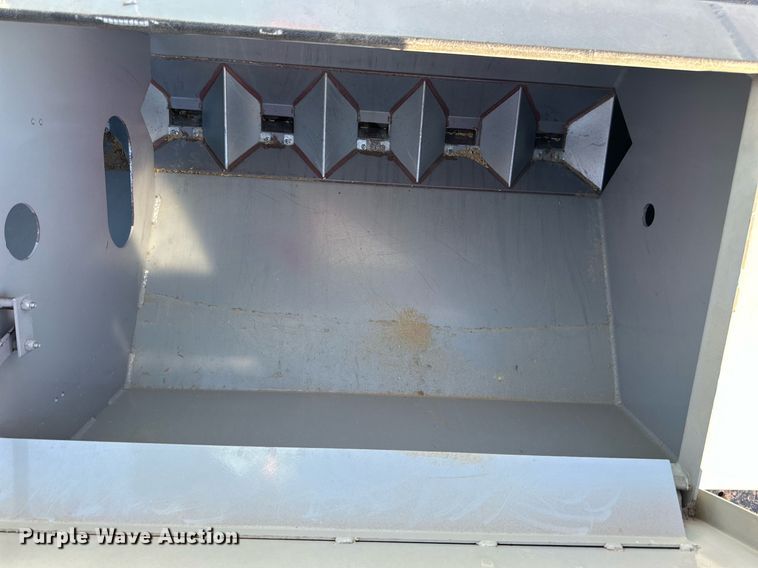 image for item NL9278 CrustBuster 4025 DD40x7.5  grain drill