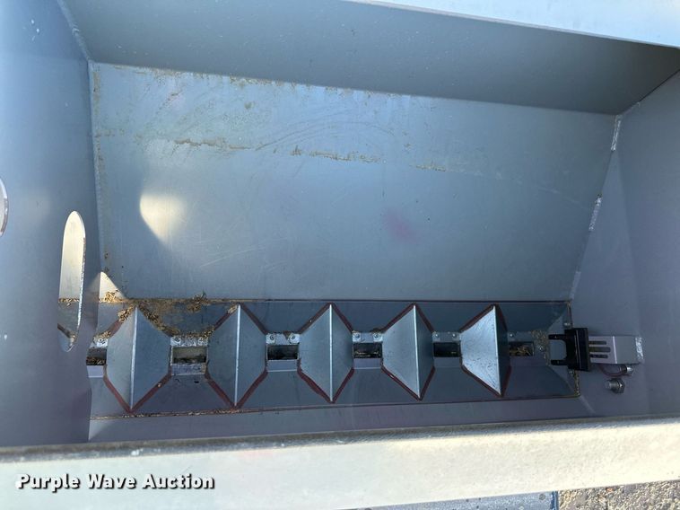 image for item NL9278 CrustBuster 4025 DD40x7.5  grain drill