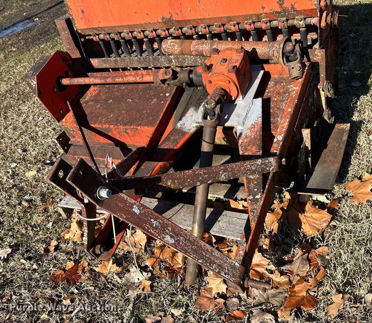 image for item NL9299 Seeder