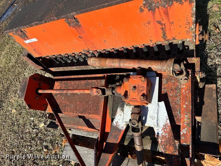 image for item NL9299 Seeder