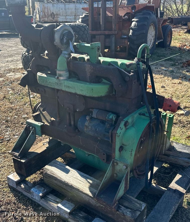 image for item NL9300 John Deere  engine
