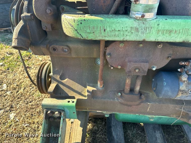 image for item NL9300 John Deere  engine