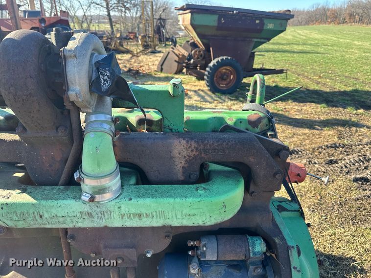 image for item NL9300 John Deere  engine