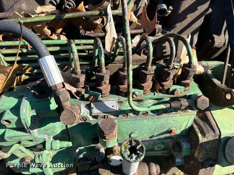 image for item NL9300 John Deere  engine