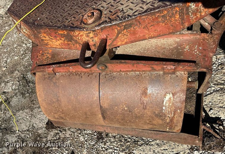 image for item NL9301 (2) sod rollers