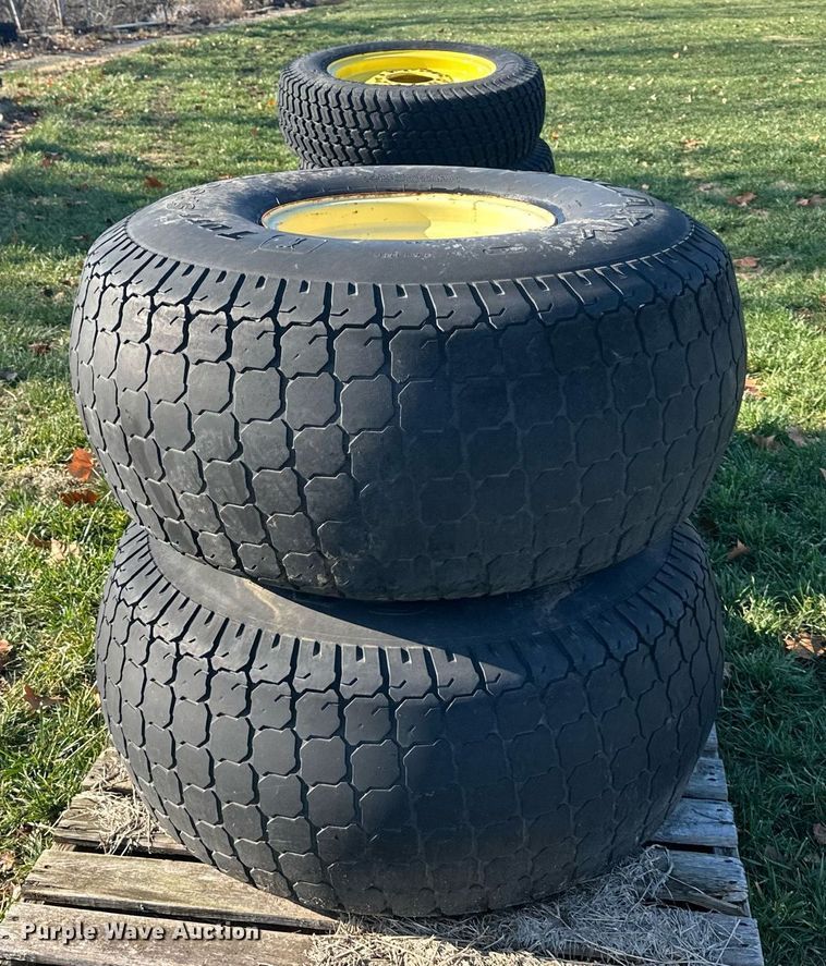 image for item NL9304 (6) John Deere wheels and tires