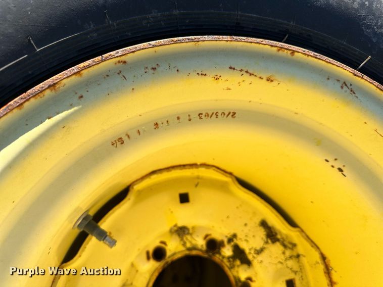 image for item NL9304 (6) John Deere wheels and tires