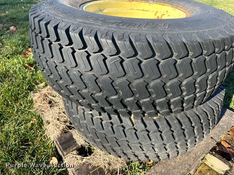 image for item NL9304 (6) John Deere wheels and tires