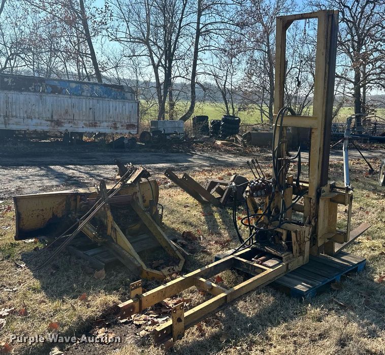 image for item NL9305 Tractor attachments