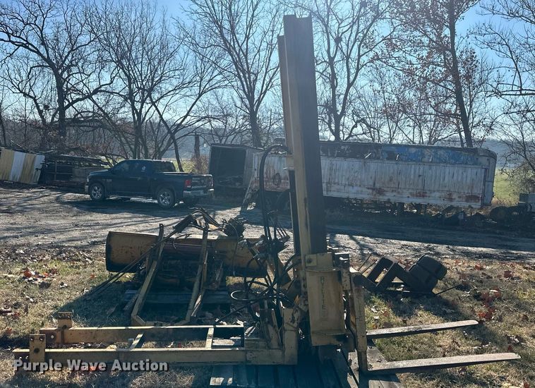 image for item NL9305 Tractor attachments