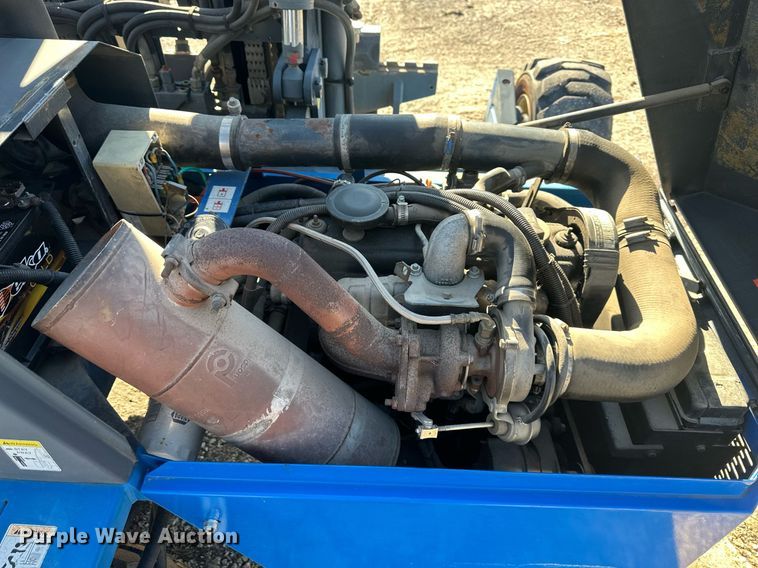 image for item NL9308 1998 Piggy back E33PX  forklift