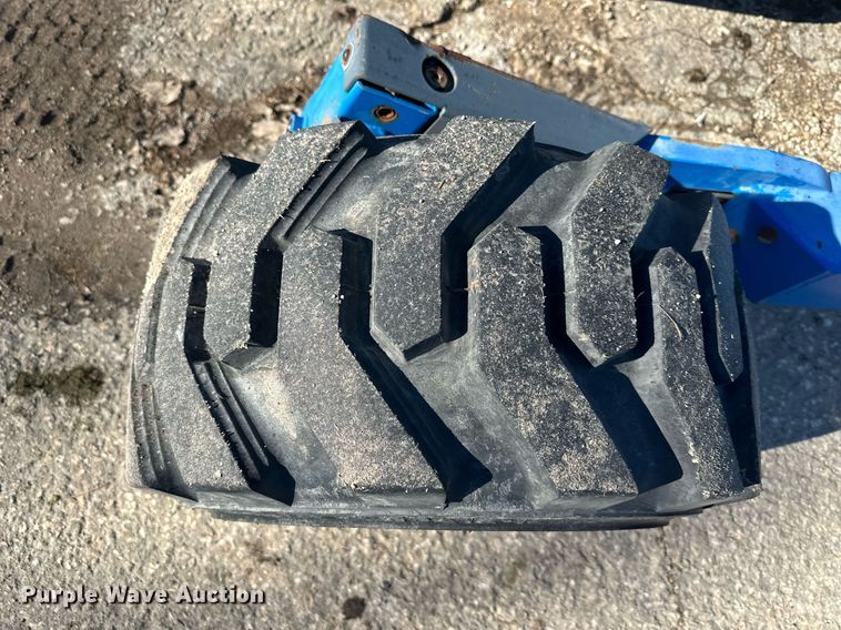 image for item NL9308 1998 Piggy back E33PX  forklift