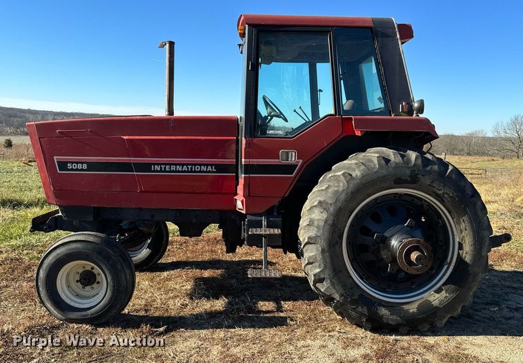 image for item NM9108 1981 International 5088  tractor