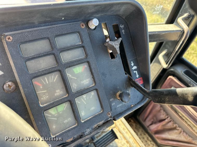 image for item NM9108 1981 International 5088  tractor