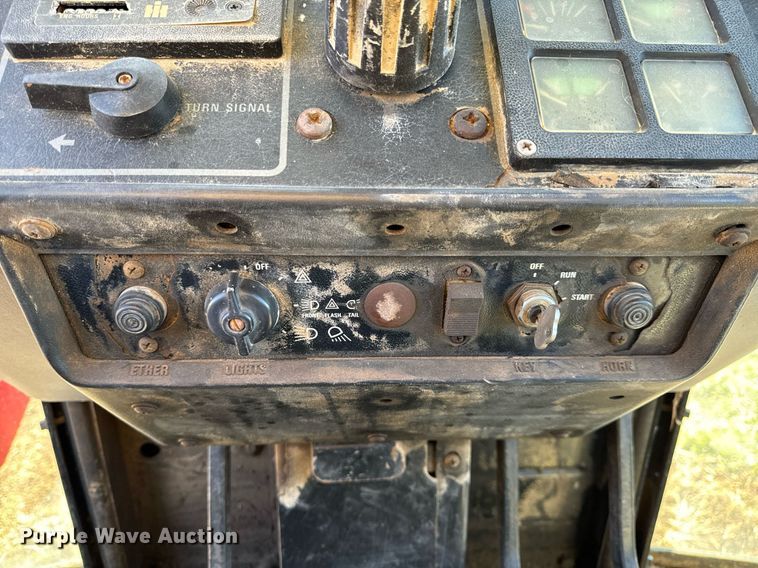 image for item NM9108 1981 International 5088  tractor