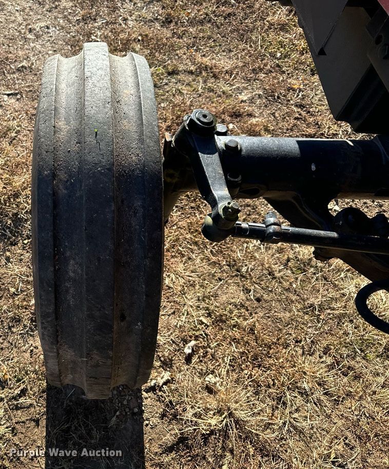 image for item NM9108 1981 International 5088  tractor