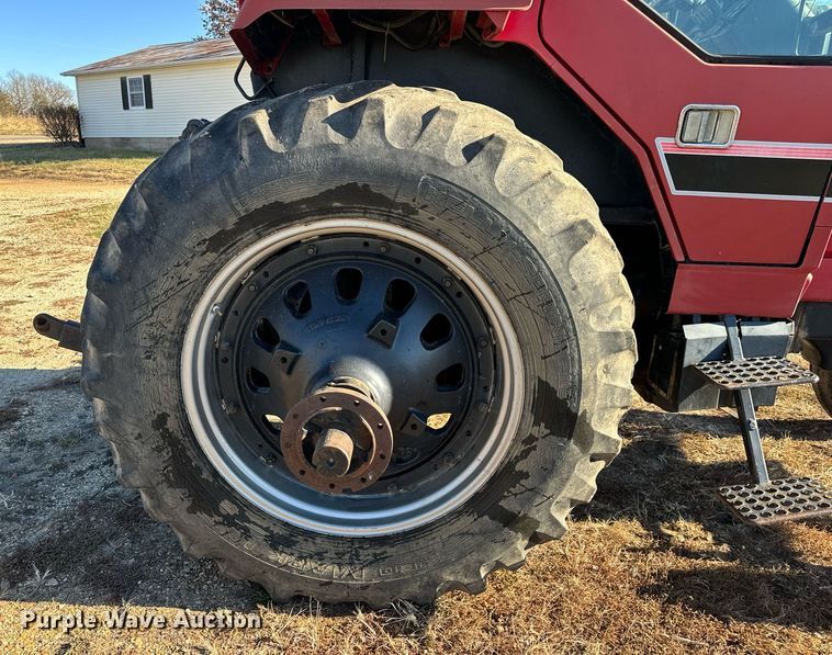 image for item NM9108 1981 International 5088  tractor