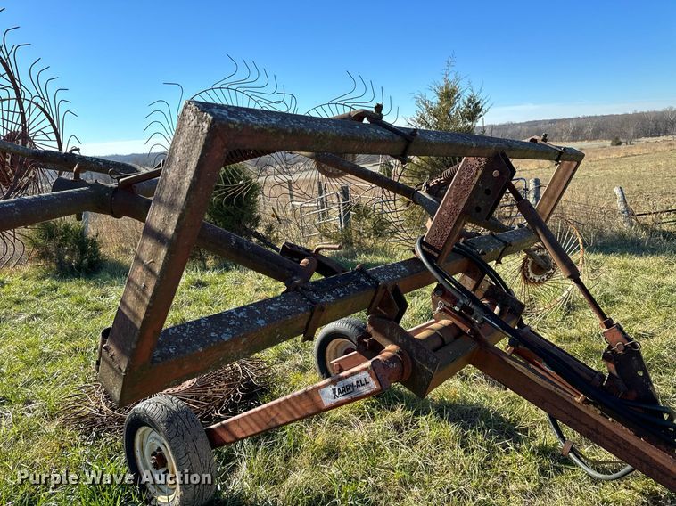 image for item NM9110 Vicon  hay rake