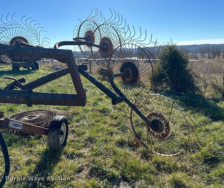 image for item NM9110 Vicon  hay rake