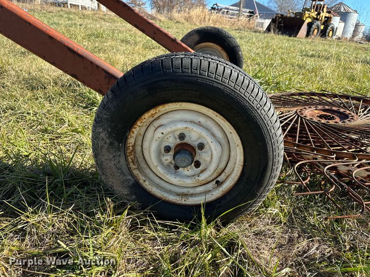 image for item NM9110 Vicon  hay rake