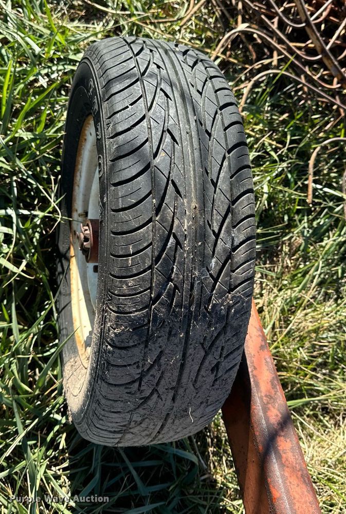 image for item NM9110 Vicon  hay rake