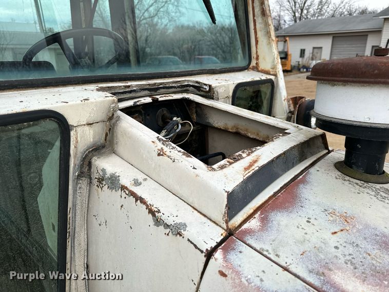 image for item NM9117 Case 1070 tractor