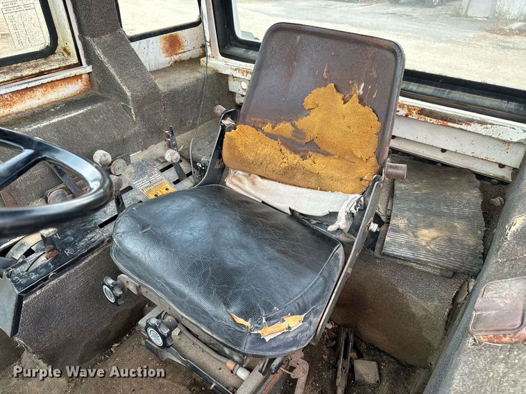 image for item NM9117 Case 1070 tractor