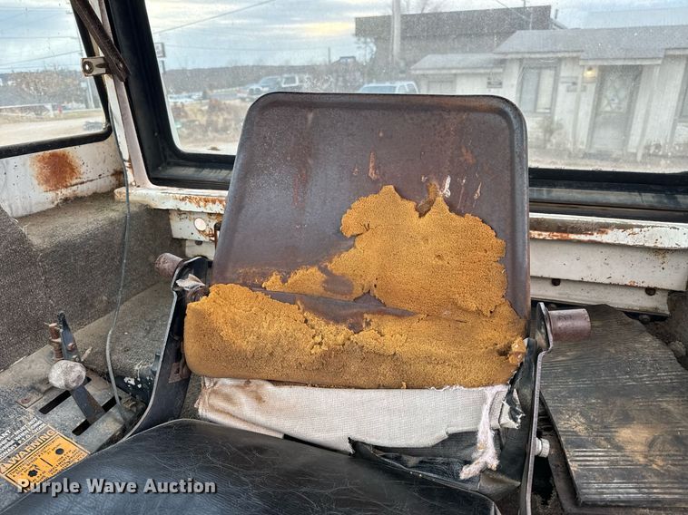 image for item NM9117 Case 1070 tractor