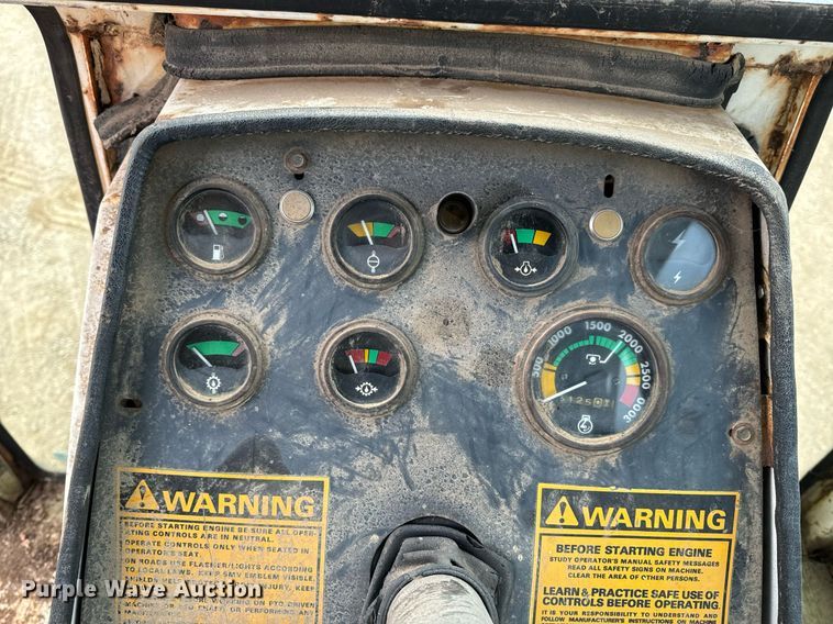 image for item NM9117 Case 1070 tractor