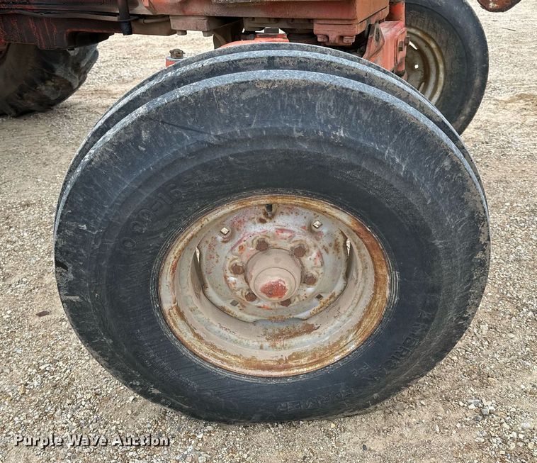 image for item NM9117 Case 1070 tractor