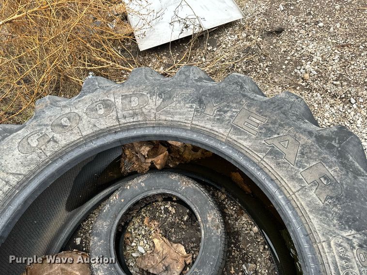 image for item NM9142 Tires