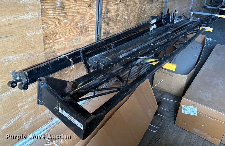 image for item NM9148 (8) Apache sprayer boom parts