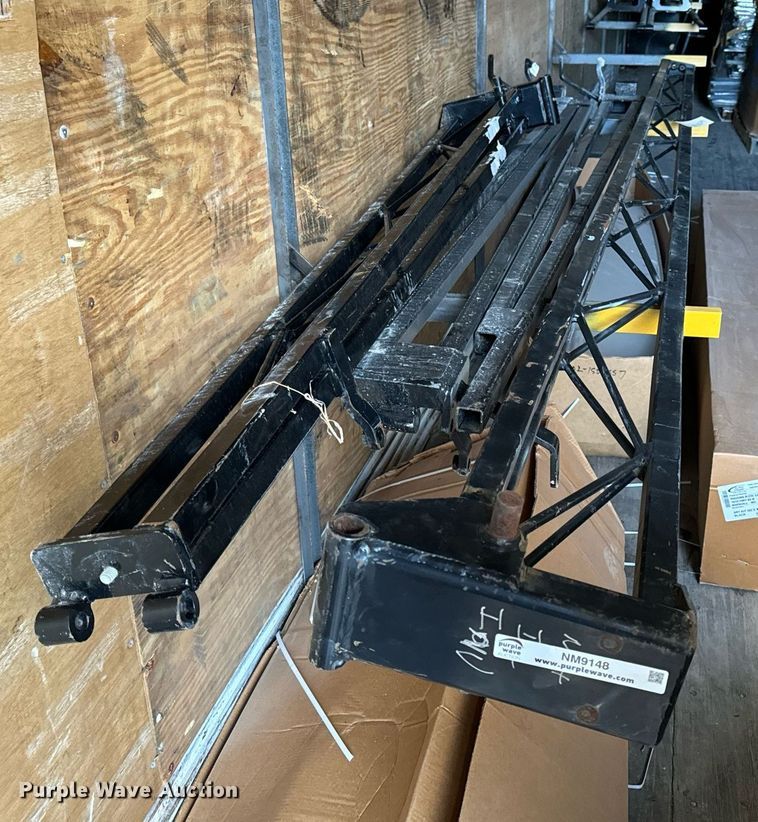 image for item NM9148 (8) Apache sprayer boom parts