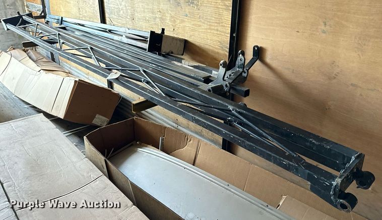 image for item NM9148 (8) Apache sprayer boom parts