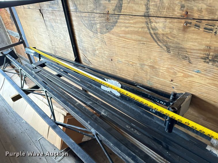 image for item NM9148 (8) Apache sprayer boom parts