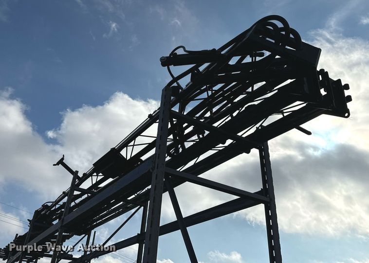 image for item NM9148 (8) Apache sprayer boom parts