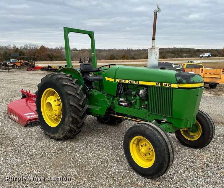 image for item NM9156 1981 John Deere 2640  tractor
