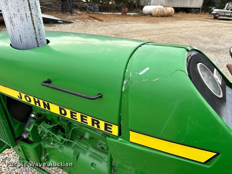 image for item NM9156 1981 John Deere 2640  tractor