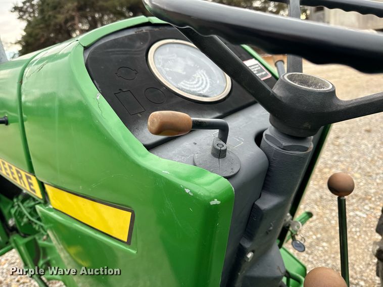 image for item NM9156 1981 John Deere 2640  tractor