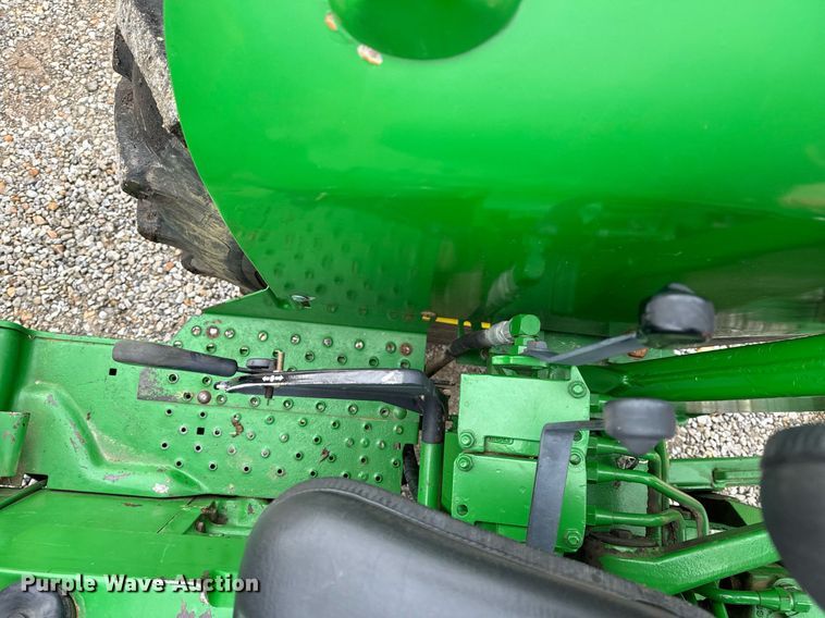 image for item NM9156 1981 John Deere 2640  tractor