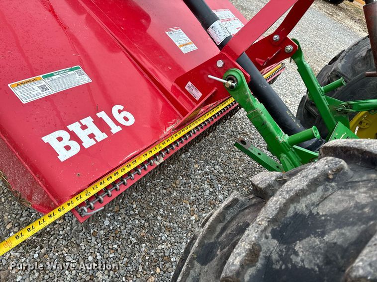 image for item NM9156 1981 John Deere 2640  tractor