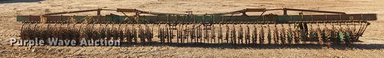 image for item NN9270 John Deere EO400  rotary hoe