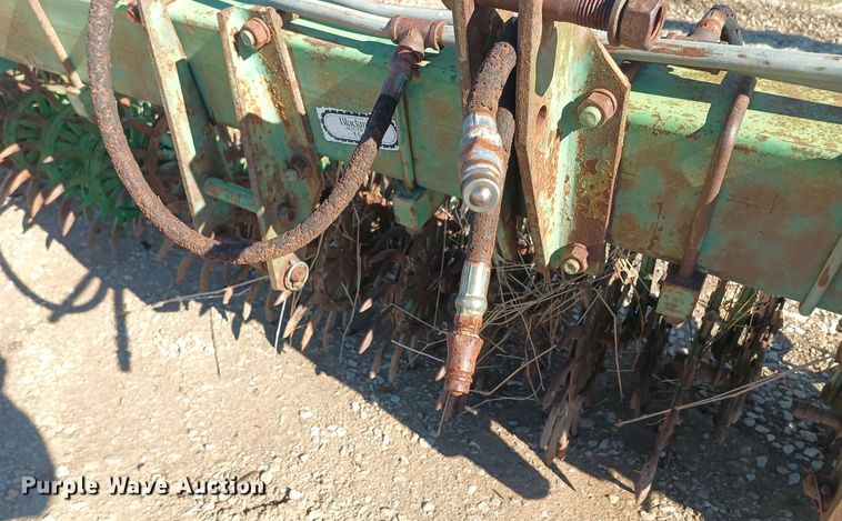 image for item NN9270 John Deere EO400  rotary hoe