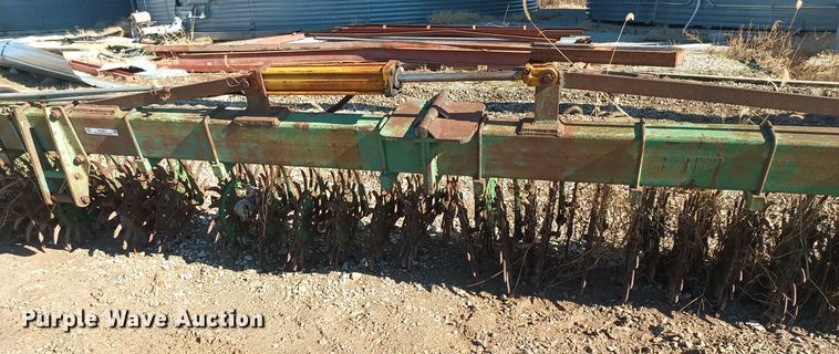 image for item NN9270 John Deere EO400  rotary hoe