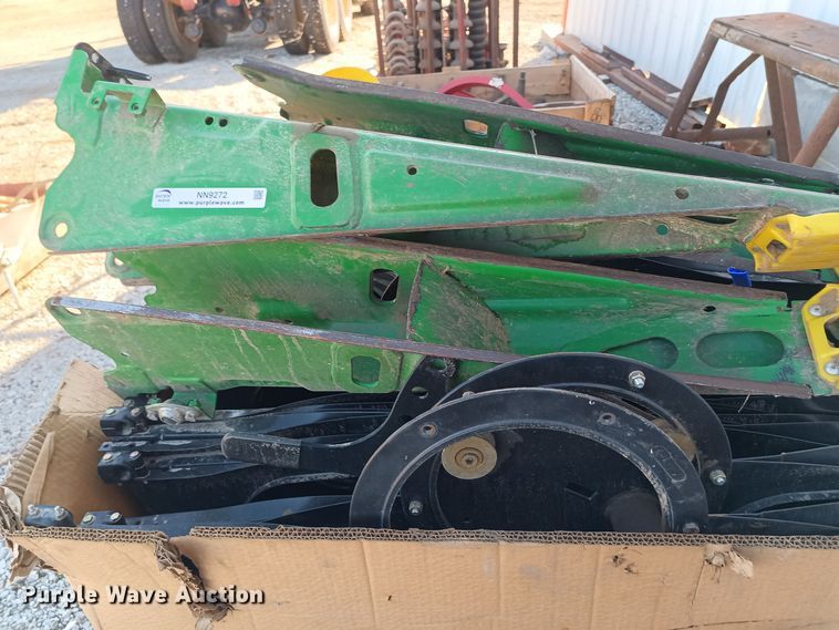 image for item NN9272 John Deere 640FD  parts