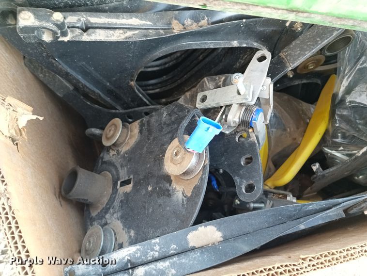 image for item NN9272 John Deere 640FD  parts