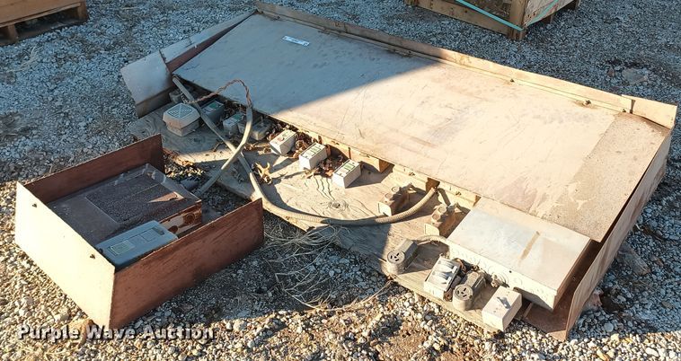 image for item NN9280 Grain elevator controls