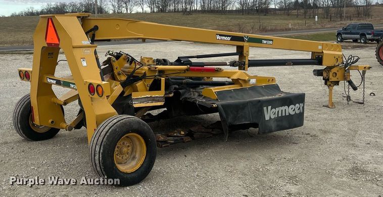 image for item NN9319 Vermeer TM1200  disc mower